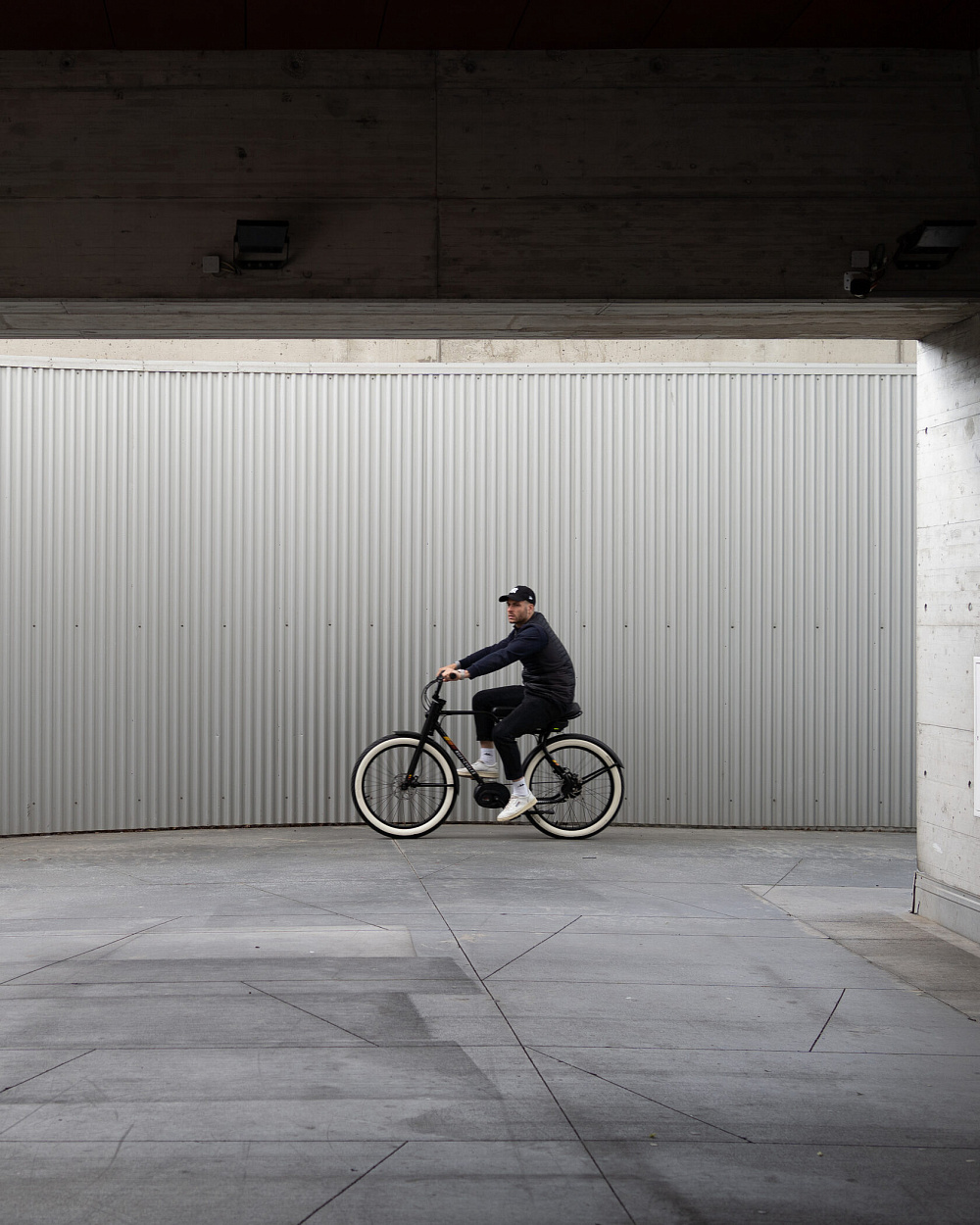 Электровелосипед Ruff Cycles Biggie Bosch Performance Line CX 500Wh Paposo Blue