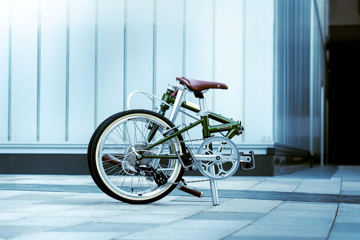 Складной велосипед Dahon Boardwalk D7 16'' Orange