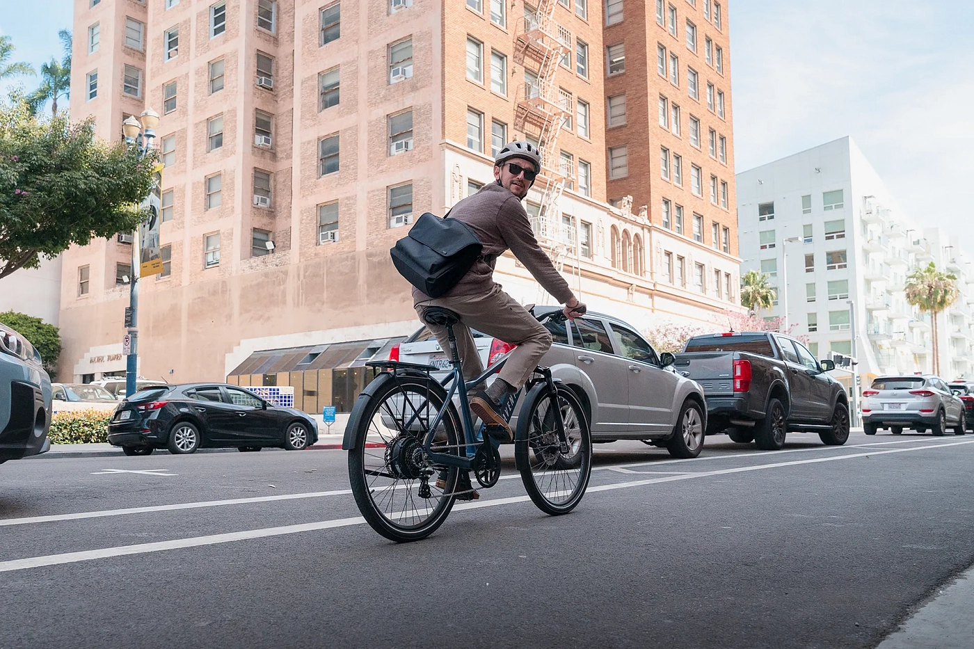 Электровелосипед Aventon Level 4 REC ST Sandstone MR