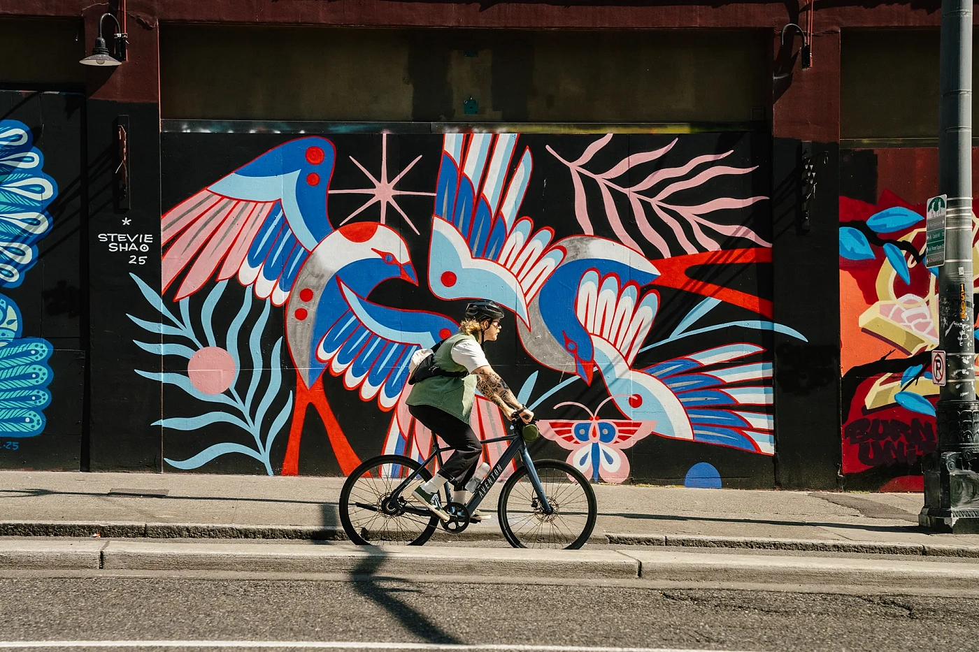 Электровелосипед Aventon Soltera 3 ADV Midnight Black L